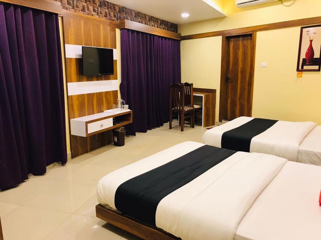 Hotel Keerthana Puttur Puttur  Exterior foto