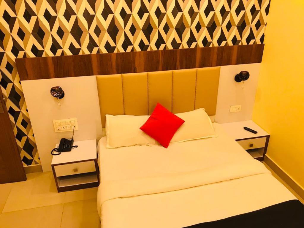 Hotel Keerthana Puttur Puttur  Exterior foto